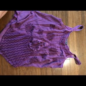 The pyramid collection tank top